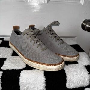 UGG "Sidney" Knit Sneakers, Women's Size 9.5